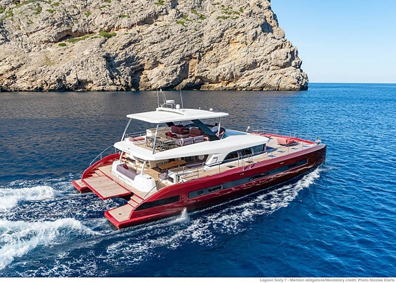 LAGOON motorkatamaraner
