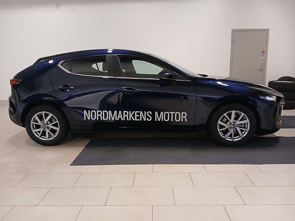 Mazda 3 2 of 11