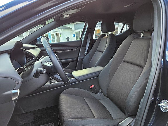 Mazda 3 9 of 13