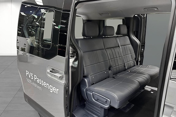 Kia PV5 18 of 27