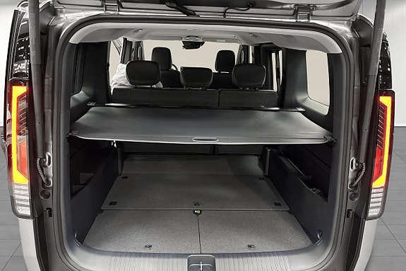 Kia PV5 26 of 27