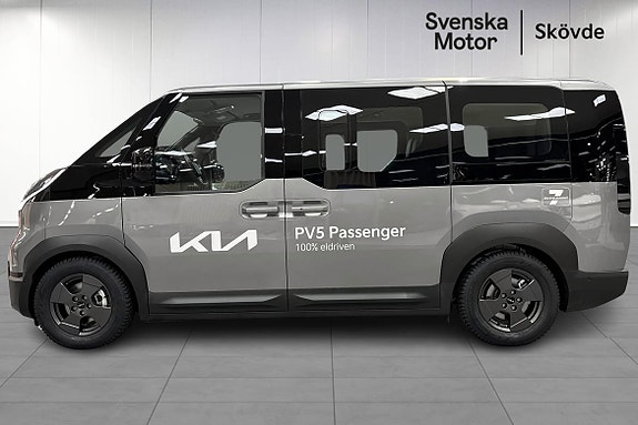 Kia PV5 2 of 5
