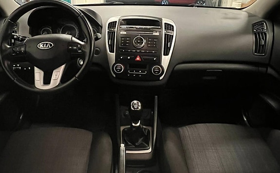 Kia Ceed 5 of 6