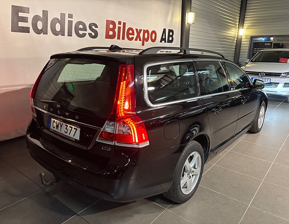 Volvo V70 4 of 11