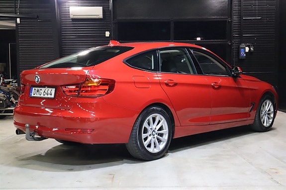 BMW 320 5 of 5