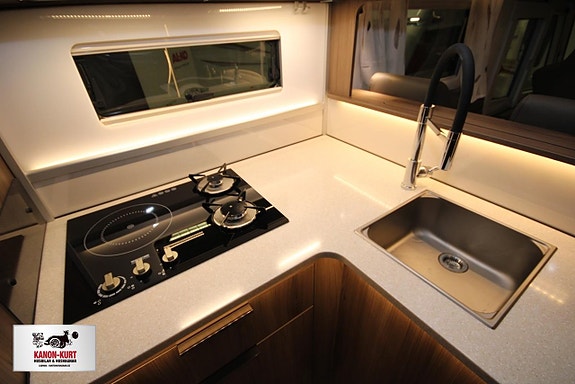 Kabe Imperial Travel Master R 830 LGB 16 of 19