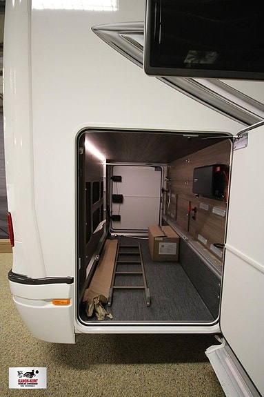 Kabe Imperial Travel Master R 830 LGB 2 of 19