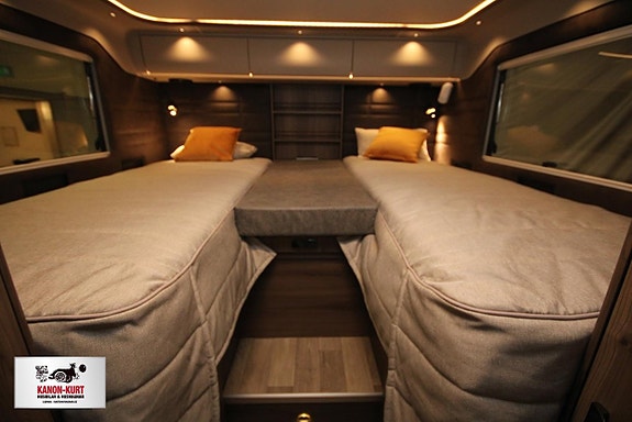 Kabe Imperial Travel Master R 830 LGB 8 of 19