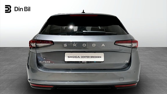 Skoda Superb 5 of 5