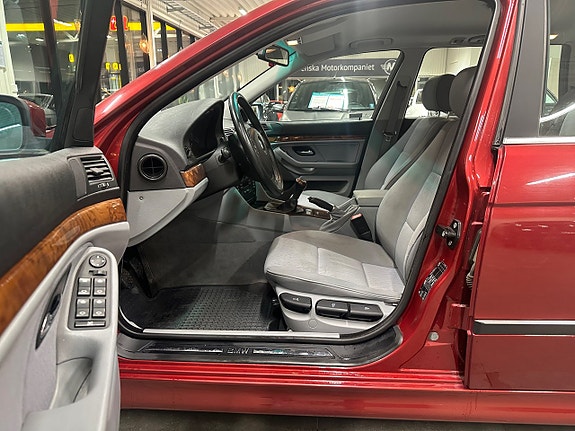 BMW 520 5 of 5
