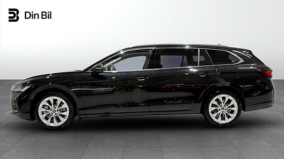 Skoda Superb 4 of 5