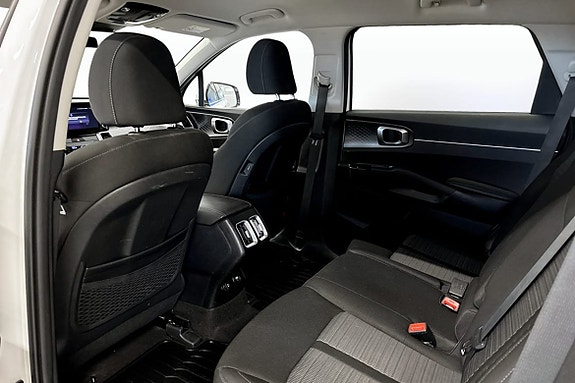 Kia Sorento 9 of 9
