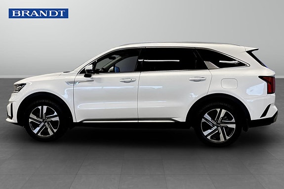Kia Sorento 4 of 9