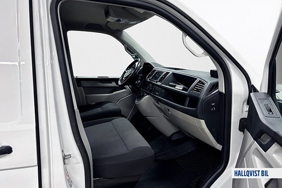 Volkswagen Transporter 11 of 22