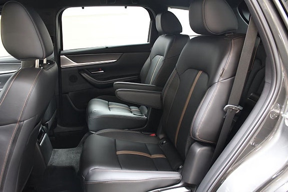 Mazda CX-80 4 of 5