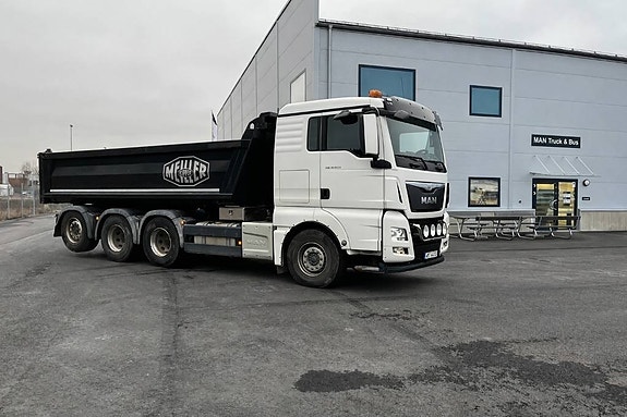 MAN TGX 35.480 8x4-4 BL