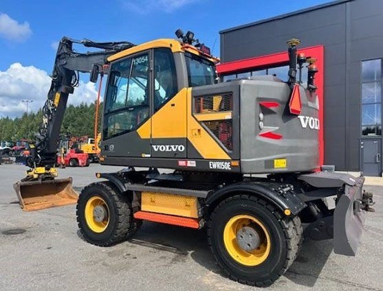 Volvo EWR 150 E -2017 med grävsystem