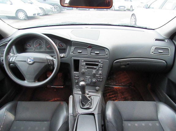 Volvo S60 14 of 14