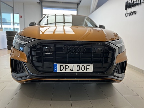 Audi Q8 2 of 5