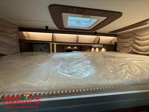 Kabe Travel Master Royal X 810 LQB Queenbed 17 of 19