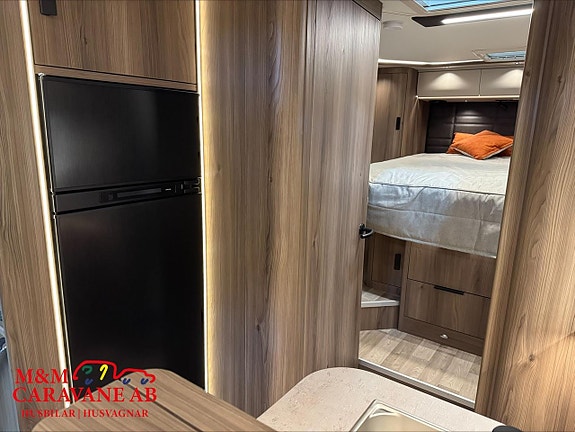 Kabe Travel Master Royal X 810 LQB Queenbed 10 of 19
