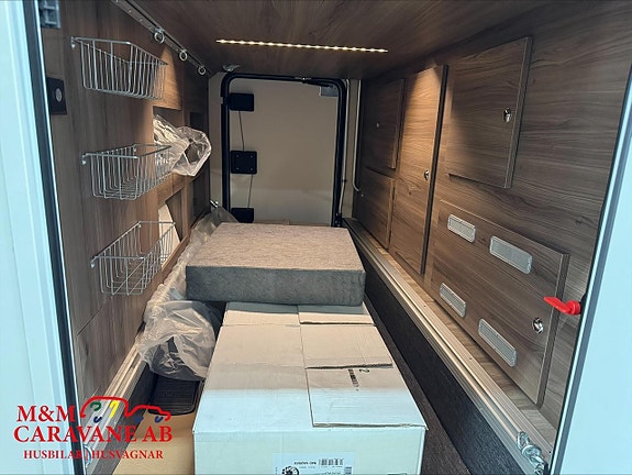 Kabe Travel Master Royal X 810 LQB Queenbed 18 of 19