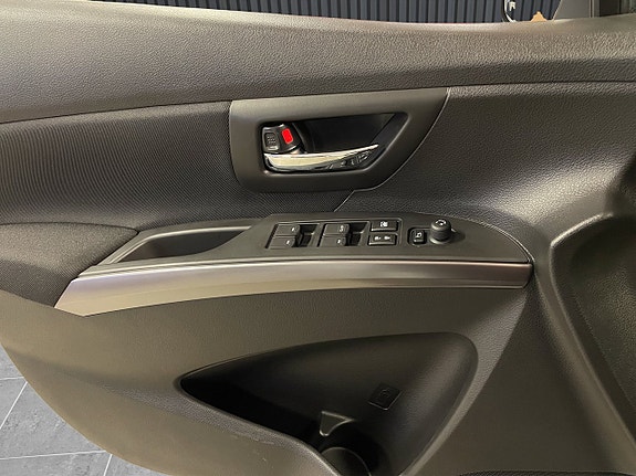 Suzuki S-Cross 12 of 18