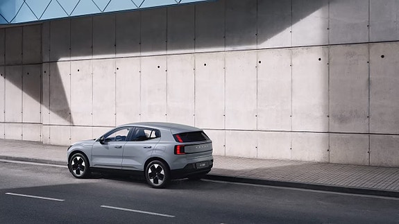 Volvo EX30 17 of 21