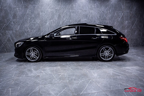 Mercedes-Benz CLA220 d 4 of 5