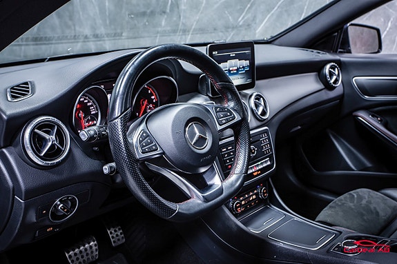 Mercedes-Benz CLA220 d 12 of 27