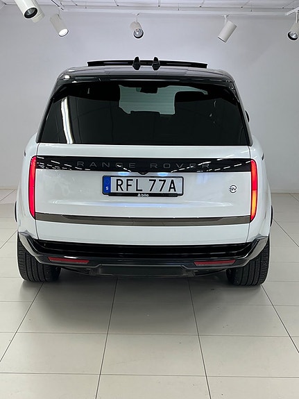 Land Rover Range Rover 5 of 5