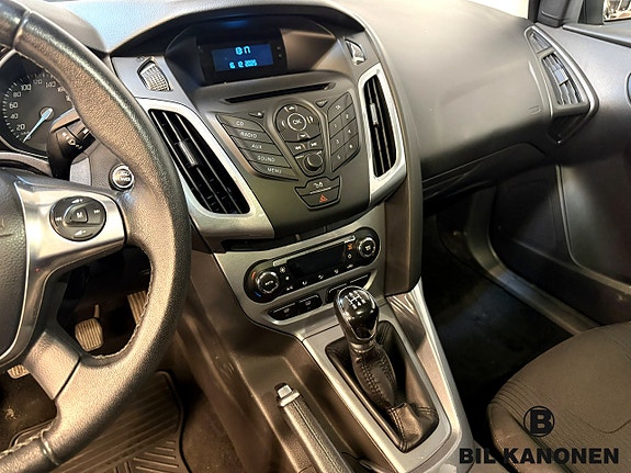 Ford Focus 10 of 13