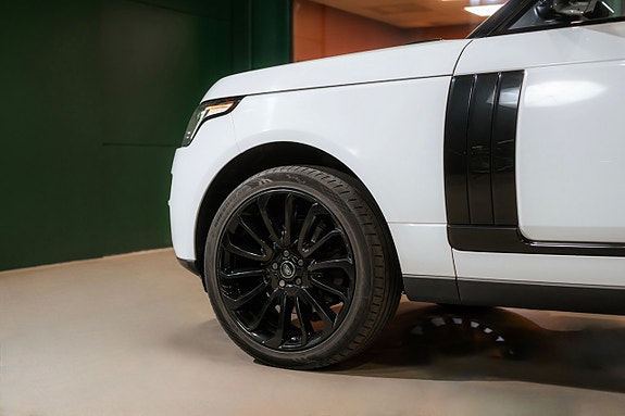 Land Rover Range Rover 7 of 24