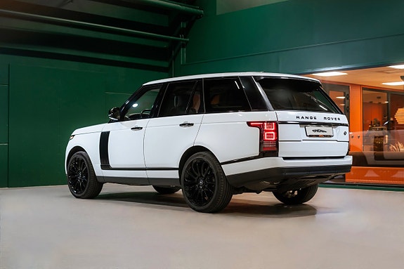 Land Rover Range Rover 3 of 5