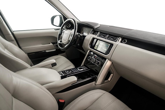 Land Rover Range Rover 23 of 24