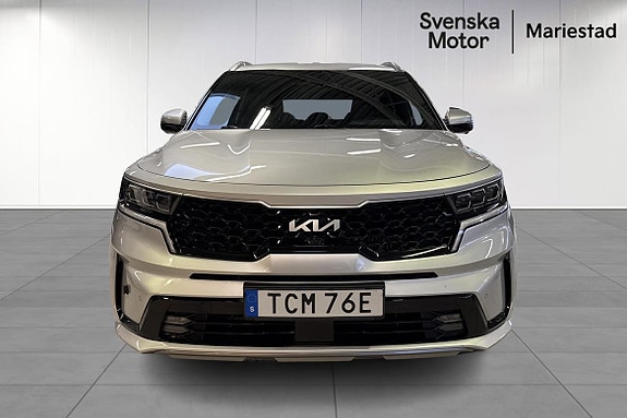 Kia Sorento 2 of 21