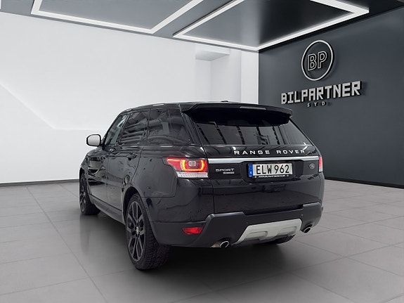 Land Rover Range Rover Sport 7 of 18