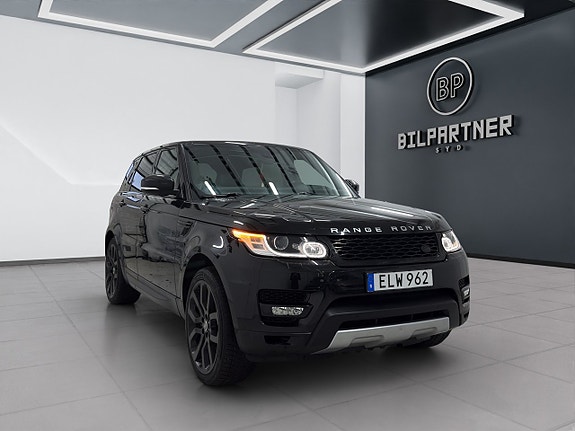 Land Rover Range Rover Sport 4 of 5