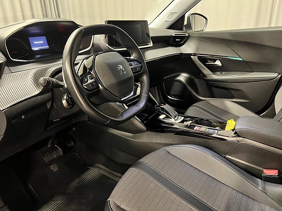 Peugeot 2008 7 of 13