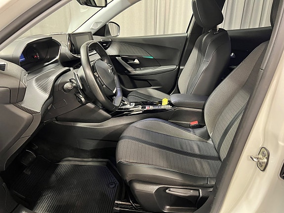 Peugeot 2008 6 of 13