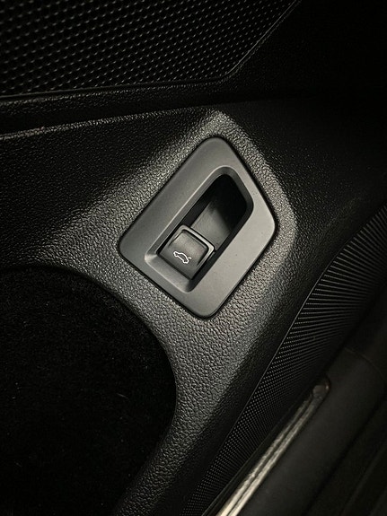 Volkswagen Passat 25 of 30