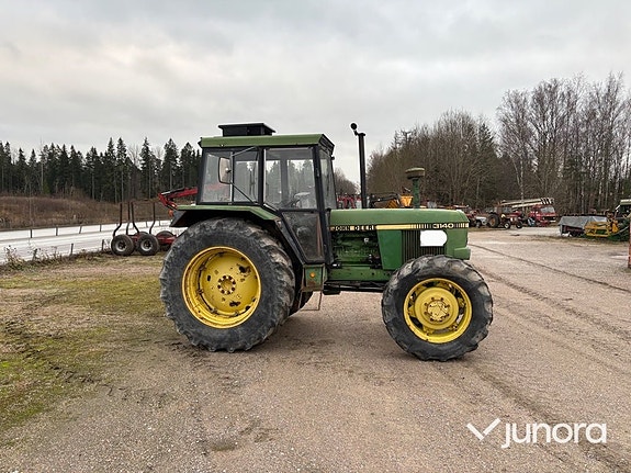 Traktor - John Deere 3140 MFWD 5 of 5