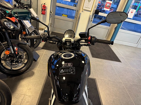 Triumph Trident 660 Superkampanj! 4 of 5