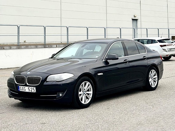 BMW 523i