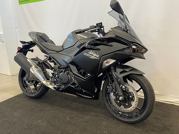 Kawasaki Ninja 500 Sport "Fabriksny hoj för omgående leverans" 3 of 5