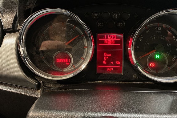 Aixam e-coupé 6.1 kWh 6 of 8