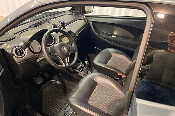 Aixam e-coupé 6.1 kWh 5 of 8