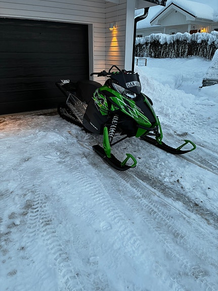 Arctic-cat M6000 2 of 5
