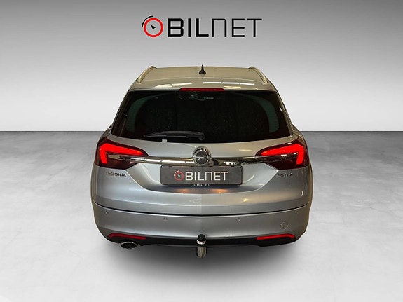 Opel Insignia 8 of 16