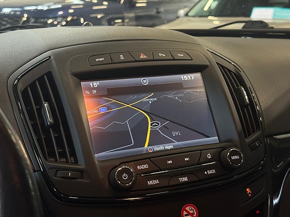 Opel Insignia 15 of 16